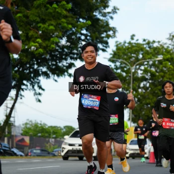 Runner Photo 3974310