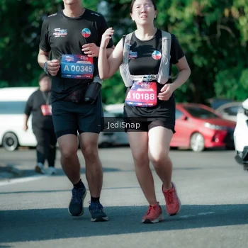 Runner Photo 3974314