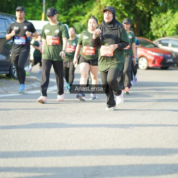 Runner Photo 3974318