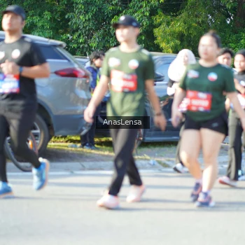 Runner Photo 3974325
