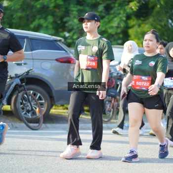 Runner Photo 3974327