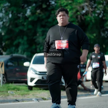 Runner Photo 3974334