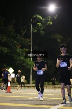 Runner Photo 3974336