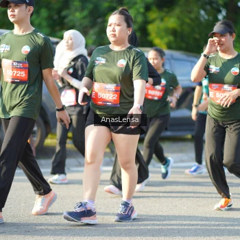 Runner Photo 3974343