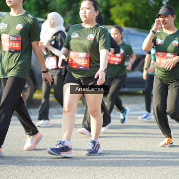 Runner Photo 3974345