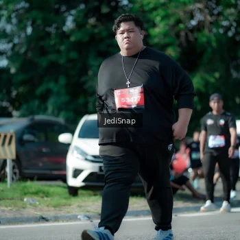 Runner Photo 3974350