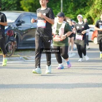 Runner Photo 3974356