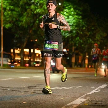 Runner Photo 3974358