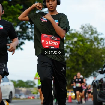 Runner Photo 3974362