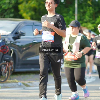 Runner Photo 3974367