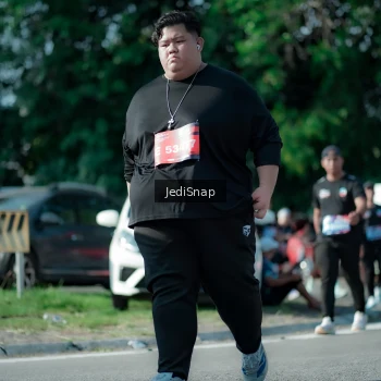 Runner Photo 3974372