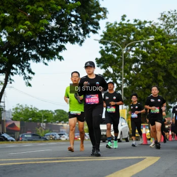 Runner Photo 3974376