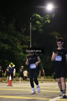 Runner Photo 3974377