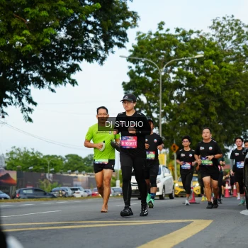 Runner Photo 3974381