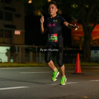 Runner Photo 3974383