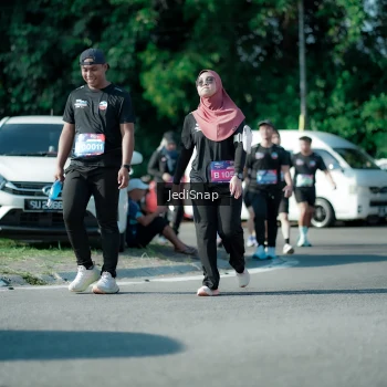 Runner Photo 3974395