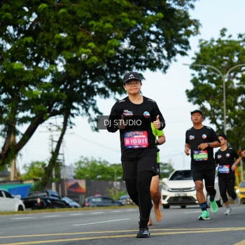 Runner Photo 3974413