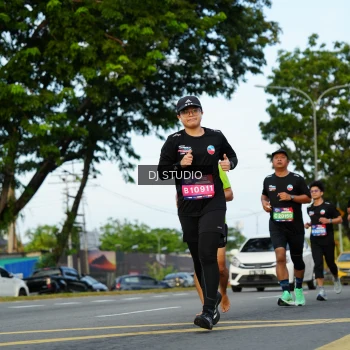 Runner Photo 3974417