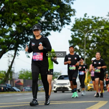 Runner Photo 3974423