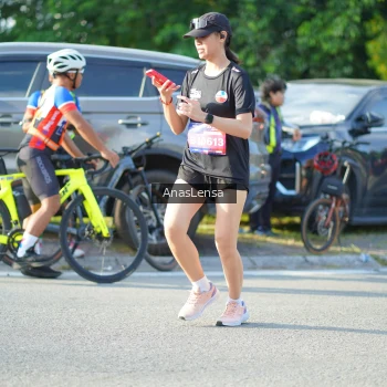 Runner Photo 3974439