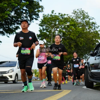 Runner Photo 3974470