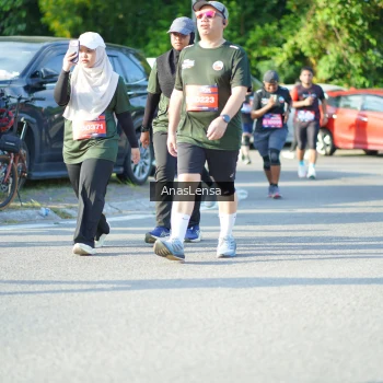 Runner Photo 3974485