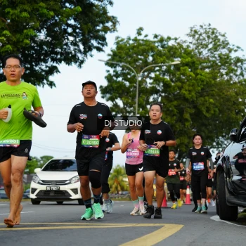 Runner Photo 3974511