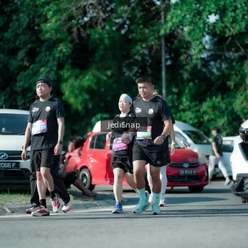 Runner Photo 3974523