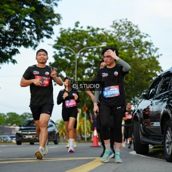 Runner Photo 3974556