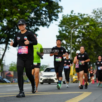 Runner Photo 3974559