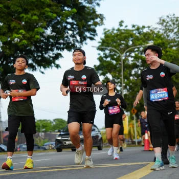 Runner Photo 3974567