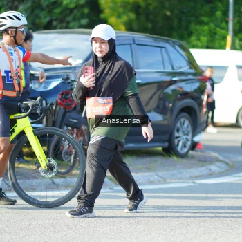 Runner Photo 3974577