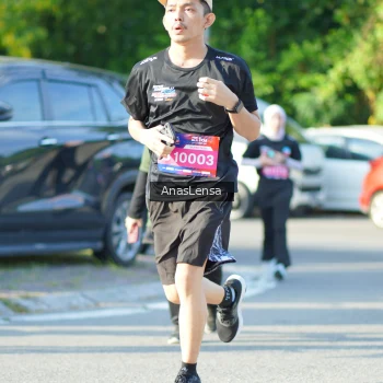 Runner Photo 3974579