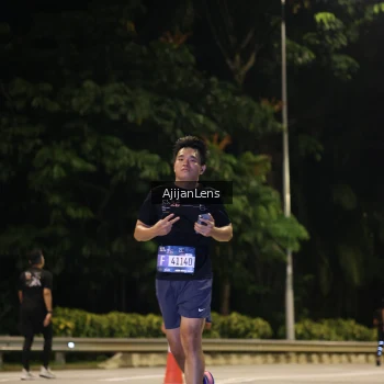 Runner Photo 3974582