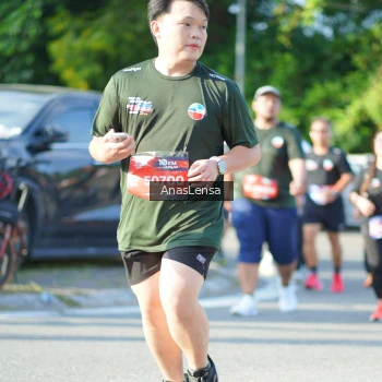 Runner Photo 3974670