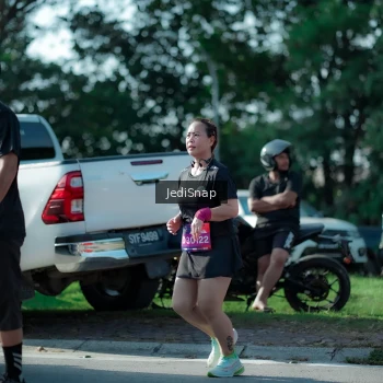 Runner Photo 3974680
