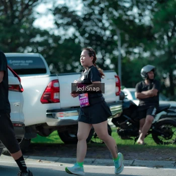 Runner Photo 3974685