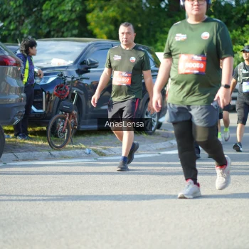 Runner Photo 3974716