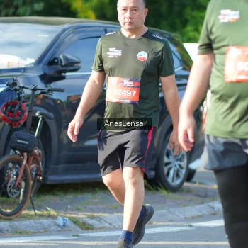 Runner Photo 3974720