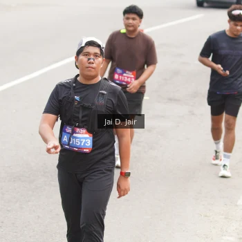Runner Photo 3974759