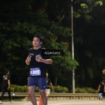Runner Photo 3974769