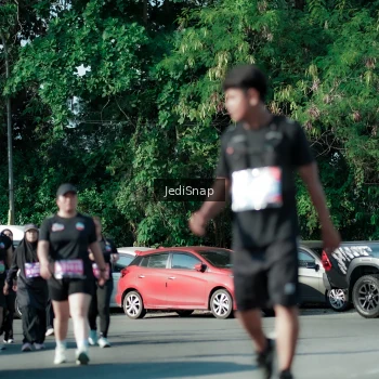 Runner Photo 3974805