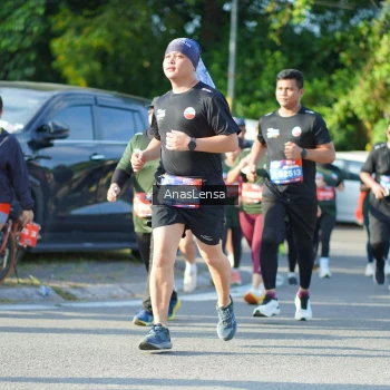 Runner Photo 3974822