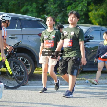 Runner Photo 3974830