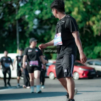 Runner Photo 3974836
