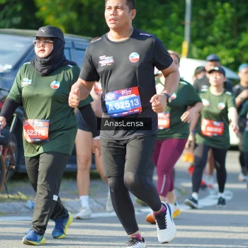 Runner Photo 3974844