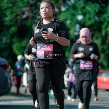 Runner Photo 3974858