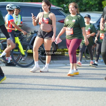 Runner Photo 3974864