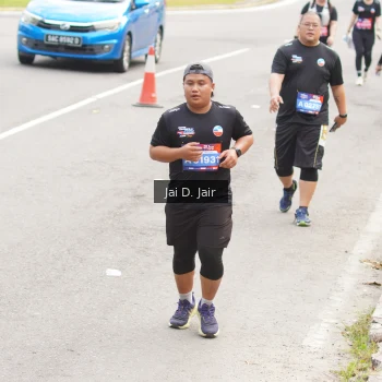 Runner Photo 3974871
