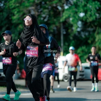 Runner Photo 3974891